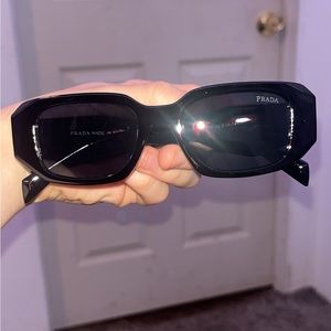 *BEST OFFER* Prada Sunglasses